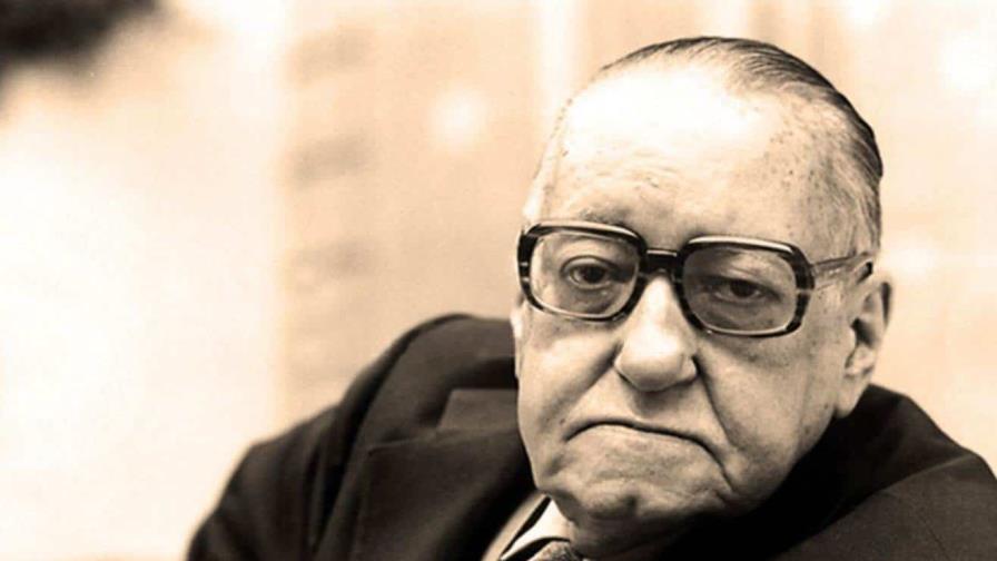 Alejo Carpentier y Haití, 75 años después Alejo Carpentier y Haití, 75 años después