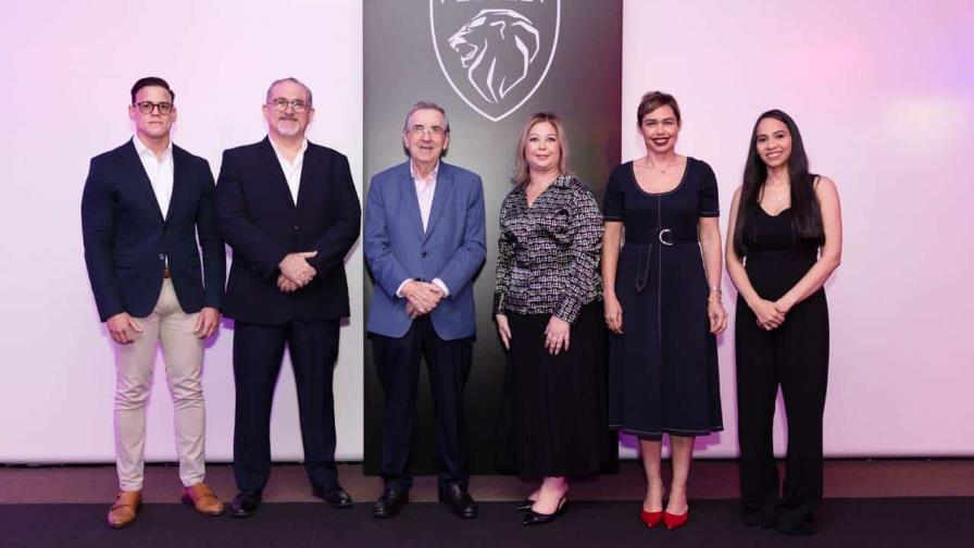 Presentan la nueva Peugeot 3008, ideal para familias jóvenes, profesionales y personas activas Presentan la nueva Peugeot 3008, ideal para familias jóvenes, profesionales y personas activas