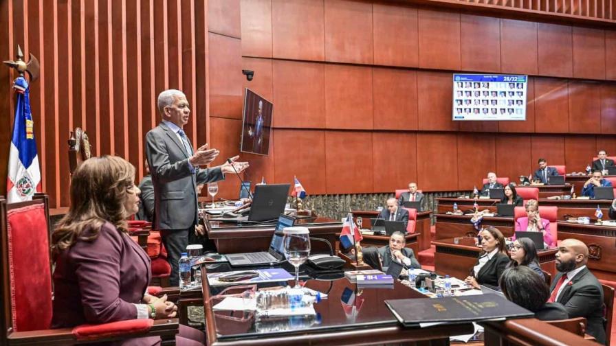 Senado convierte en ley el Presupuesto General del 2025 por un billón 681,728.1 millones Senado convierte en ley el Presupuesto General del 2025 por un billón 681,728.1 millones
