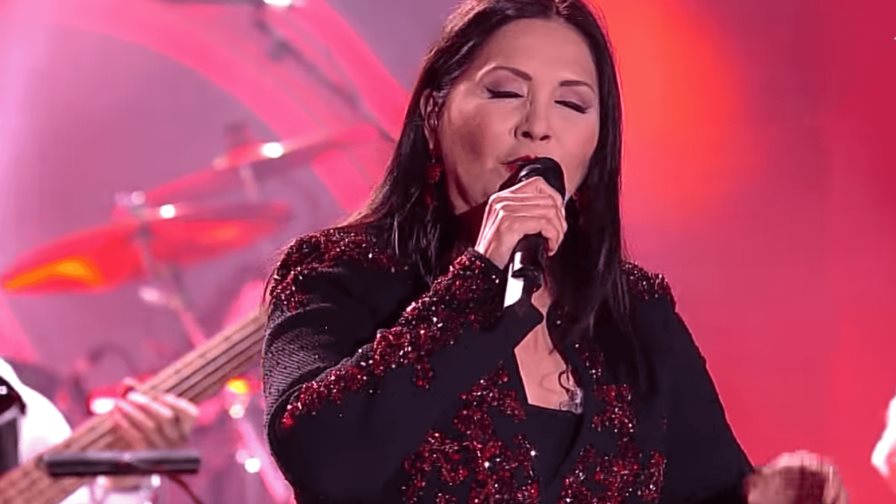 ¿Por qué las canciones de Ana Gabriel son escuchadas mientras se limpia el hogar? ¿Por qué las canciones de Ana Gabriel son escuchadas mientras se limpia el hogar?